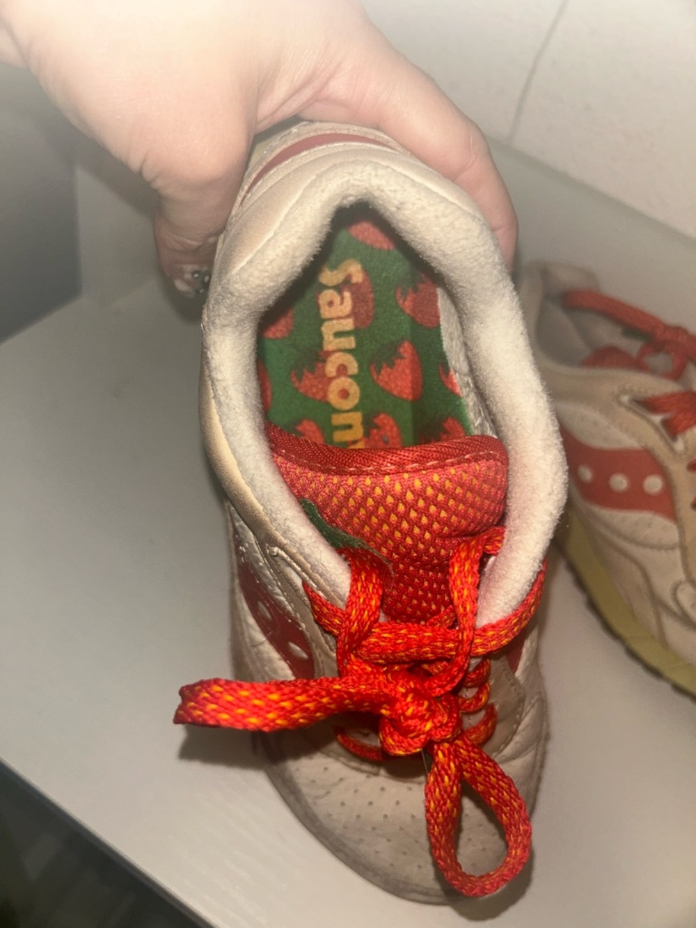 Saucony Cream with Coral Accent Retro Running Sneakers - Picture 4 of 4